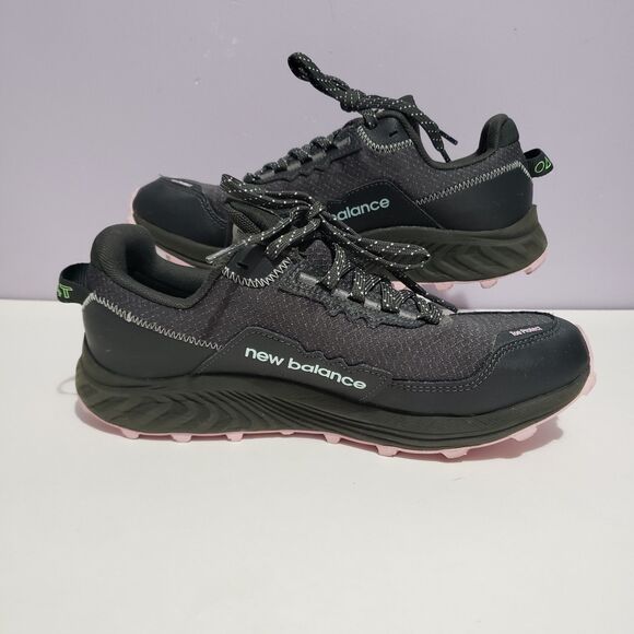 New Balance Women's Fuel Cell 2190 Black Gray Pink Trail Running Sneakers Sz 8.5 - Picture 3 of 12